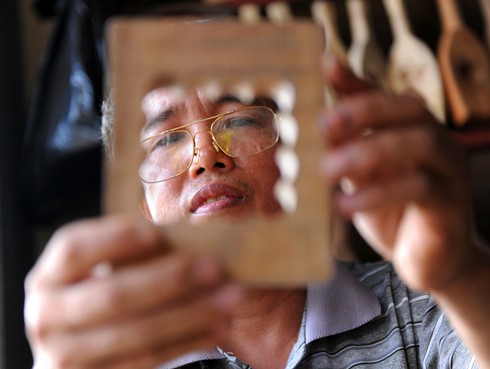 Nhộn nhịp làng làm khuôn bánh Trung Thu truyền thống của Hà Nội - ảnh 10