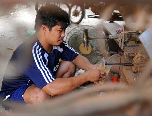 Nhộn nhịp làng làm khuôn bánh Trung Thu truyền thống của Hà Nội - ảnh 4