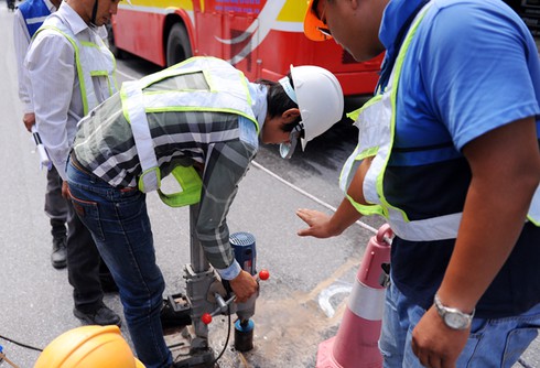 Hà Nội: Ngày đầu tiên cấm ô tô toàn tuyến Cầu Giấy - Xuân Thủy - ảnh 14