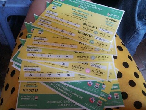 Bán kết AFF U19 Cup 2014: Vé chợ đen tăng gấp gần 10 lần giá gốc - ảnh 5