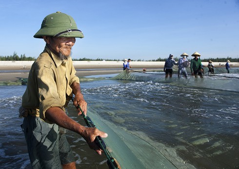 Sáng sớm trên biển Tĩnh Gia - ảnh 8