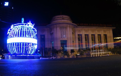 Hà Nội lộng lẫy chào đón 60 năm ngày giải phóng Thủ đô 10/10 - ảnh 3