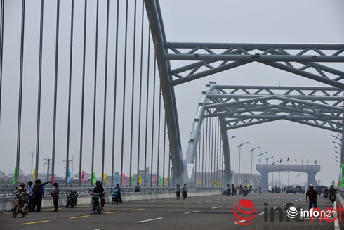 Thông xe cầu Đông Trù - cây cầu rộng nhất cả nước nối vào Quốc lộ 5 - ảnh 8