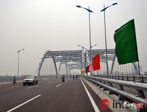 Thông xe cầu Đông Trù - cây cầu rộng nhất cả nước nối vào Quốc lộ 5 - ảnh 6