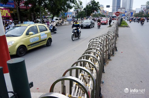 Vì sao tắc nghẽn thành chuyện thường trên đường Nguyễn Trãi? - ảnh 4