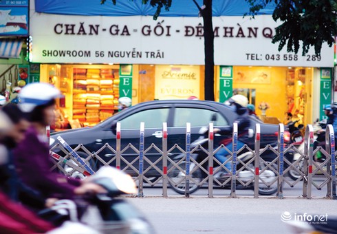 Vì sao tắc nghẽn thành chuyện thường trên đường Nguyễn Trãi? - ảnh 6