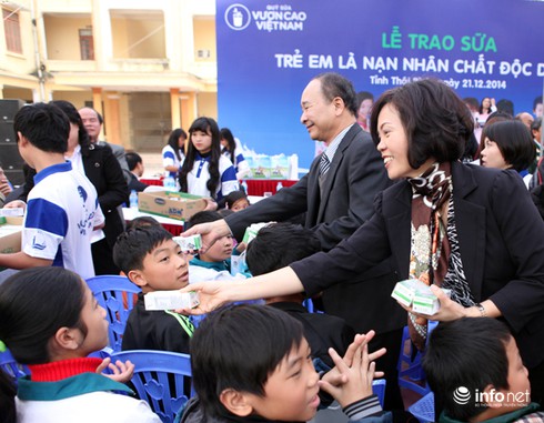 54.000 ly sữa đến tay trẻ khuyết tật Thái Bình - ảnh 5