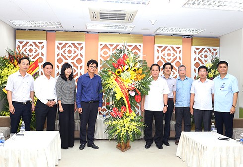 Bộ trưởng Trương Minh Tuấn thăm, chúc mừng 21/6 bốn cơ quan báo chí chủ lực - ảnh 1