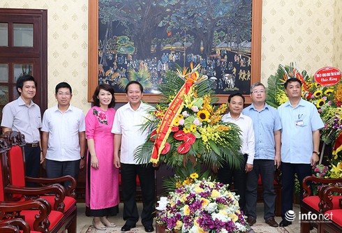 Bộ trưởng Trương Minh Tuấn thăm, chúc mừng 21/6 bốn cơ quan báo chí chủ lực - ảnh 3