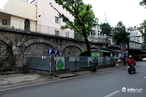 Hà Nội: Đường Phùng Hưng sẽ có diện mạo mới sau khi đục thông 131 vòm cầu - ảnh 1