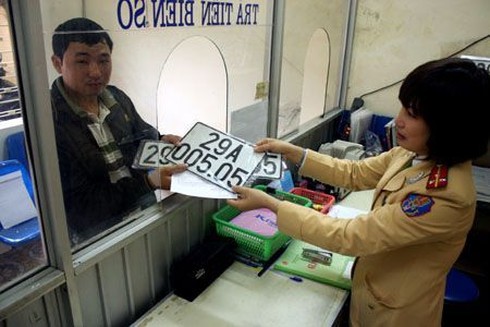 Đăng ký xe qua nhiều chủ: Thoáng nhưng không để “ hở” - ảnh 1