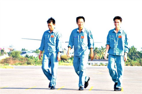 Trực thăng trung đoàn 917 Tây Nam Bộ bay huấn luyện - ảnh 6