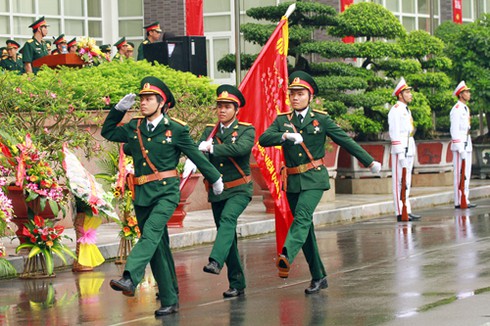 Các y, bác sĩ quân y tương lai trang nghiêm khai giảng - ảnh 1