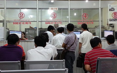 Quy định mới về thu phí đăng ký ô tô, xe máy - ảnh 1