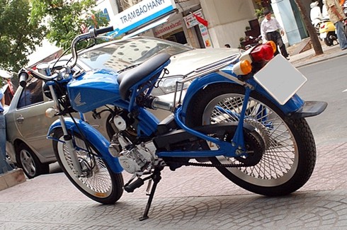 xe-c-50-ph-n-ph-i-n-t-ng-nh-t-s-i-th-nh-.jpg