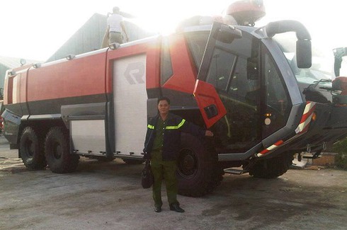 Xe chữa cháy triệu đô đã về Việt Nam - ảnh 1