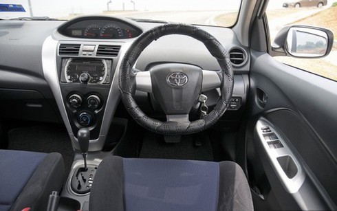 So sánh Toyota Vios mới và cũ - ảnh 7