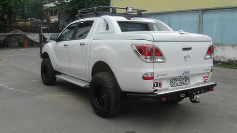 Mazda BT-50 độ hầm hố tại Sài Gòn - ảnh 5