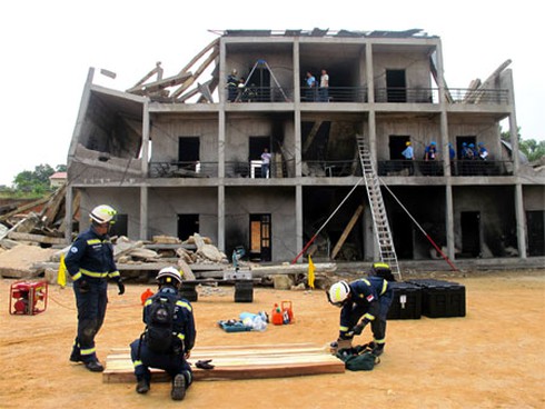 Hôm nay Diễn tập thực binh quốc tế ARDEX-13 tại Ba Vì, Hà Nội - ảnh 1