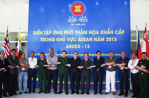Chùm ảnh diễn tập thực binh quốc tế lần đầu tiên tại Việt Nam - ảnh 14