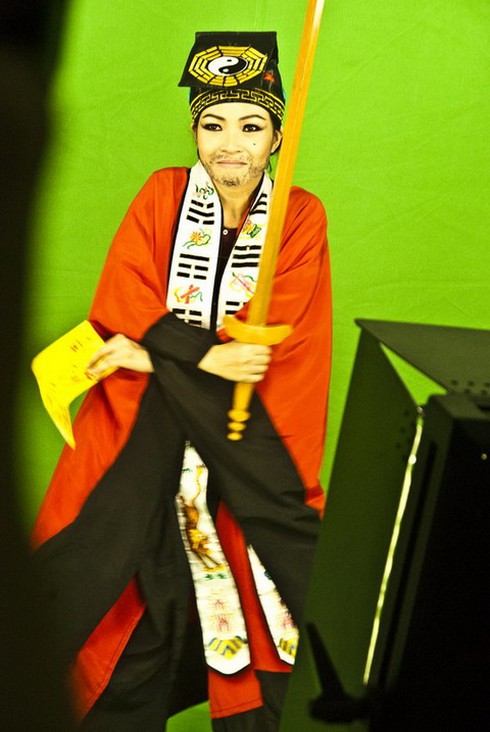 Phương Thanh cùng MTV 'chặt chém' sao bẩn làng giải trí - ảnh 1