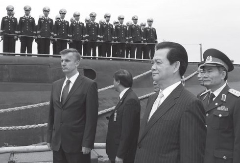 Tàu ngầm Kilo Hà Nội lên đường về Cam Ranh - ảnh 7