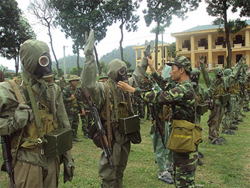 Từ 1/1/2014, mức tiền ăn cơ bản bộ binh là 45.000 đồng/ngày - ảnh 1