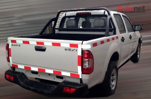 Khi người Trung Quốc nhái Cadillac Escalade EXT thành xe tải - ảnh 4