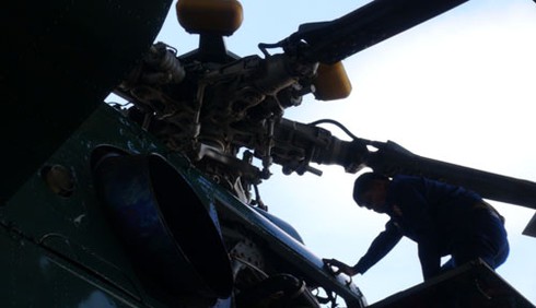 Hình ảnh xe thiết giáp, pháo binh, không quân Lào - ảnh 10