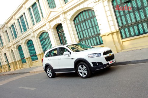 Xe Captiva 2014: Thay đổi để sống sót? - ảnh 1