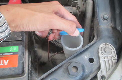 Cách tự chăm sóc xe ô tô, tiết kiệm tiền chơi Tết - ảnh 3