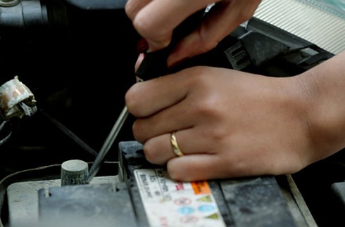 Cách tự chăm sóc xe ô tô, tiết kiệm tiền chơi Tết - ảnh 5