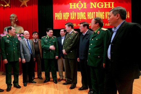 Tổ chức Hội nghị xây dựng khu vực phòng thủ 2014 - ảnh 3