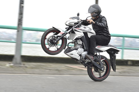 Yamaha FZ150i 'cháy' hàng, tạm dừng đặt hàng trực tuyến - ảnh 5