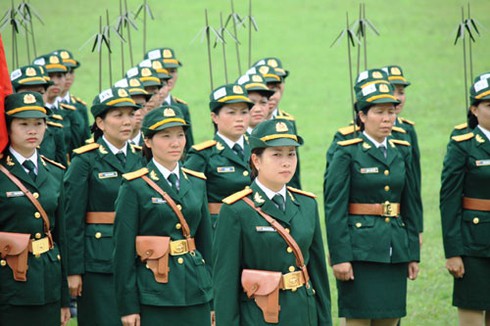 Các khối quân chính qui tập diễu binh Điện Biên Phủ - ảnh 6