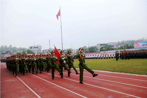 Diễu binh, diễu hành kỷ niệm 60 năm chiến thắng Điện Biên Phủ - ảnh 15