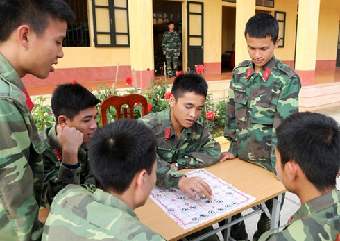 Xem bộ đội Hà Nội tập thể thao trên thiết bị hiện đại - ảnh 4