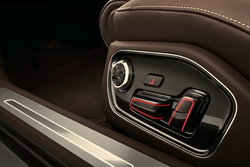 Có gì trong xe Audi A8 2014 giá 4,8 tỷ đồng vừa ra mắt tại VN - ảnh 7
