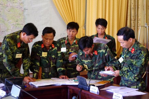 Quân khu 5 diễn tập thực binh “Sư đoàn BB tiến công địch cơ động” - ảnh 1