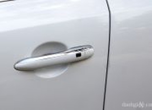 Đánh giá chi tiết xe Renault Latitude - đối thủ Honda Accord - ảnh 13