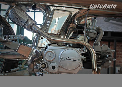 Honda 67 biến hình kỳ lạ dưới tay độ xe hàng đầu thế giới - ảnh 14