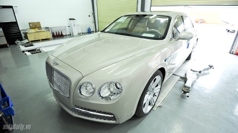 Đẹp như Bentlely Continental Flying Spur sắp ra mắt tại Hà Nội - ảnh 1