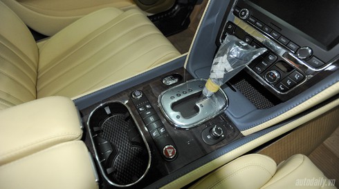 Đẹp như Bentlely Continental Flying Spur sắp ra mắt tại Hà Nội - ảnh 9
