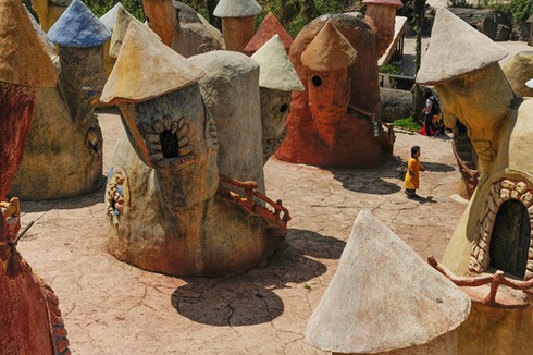 Thăm vương quốc người lùn ở Trung Quốc - ảnh 7