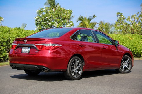 Ngôi vương của Toyota Camry sẽ được giữ đến bao giờ? - ảnh 1