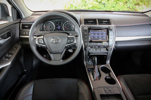 Ngôi vương của Toyota Camry sẽ được giữ đến bao giờ? - ảnh 4