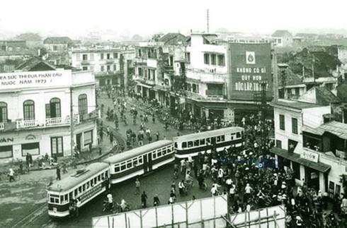 Những khung hình thật hiếm còn lại của Hà Nội thời bao cấp - ảnh 26