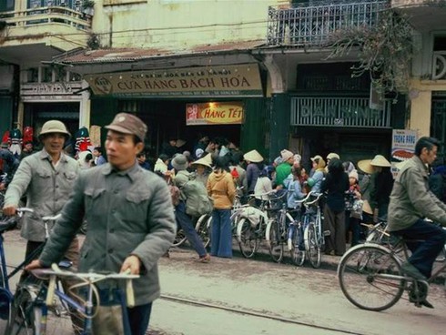 Những khung hình thật hiếm còn lại của Hà Nội thời bao cấp - ảnh 8