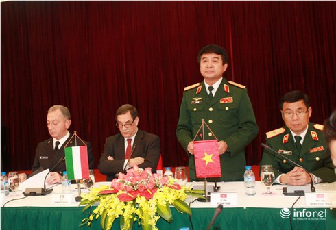 Doanh nghiệp quốc phòng Việt Nam - Italia tăng cường hợp tác - ảnh 1