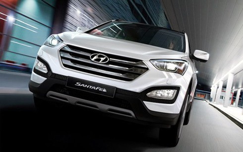 Hyundai Thành Công chuẩn bị tung ra Santa Fe giá “mềm”? - ảnh 1